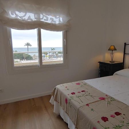 טורה דל מאר Precioso Apartamento Frente A La Playa מראה חיצוני תמונה