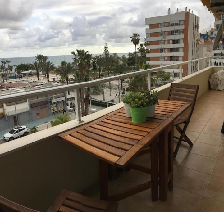 טורה דל מאר Precioso Apartamento Frente A La Playa מראה חיצוני תמונה