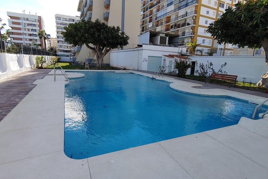 טורה דל מאר Precioso Apartamento Frente A La Playa מראה חיצוני תמונה