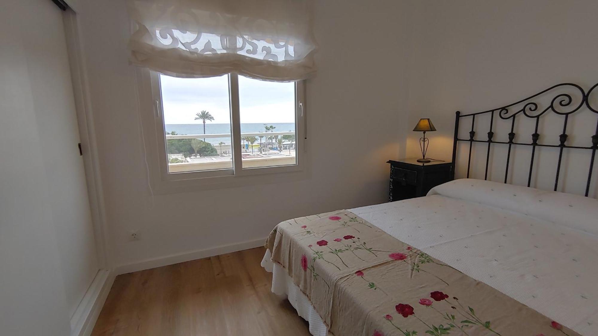 טורה דל מאר Precioso Apartamento Frente A La Playa מראה חיצוני תמונה